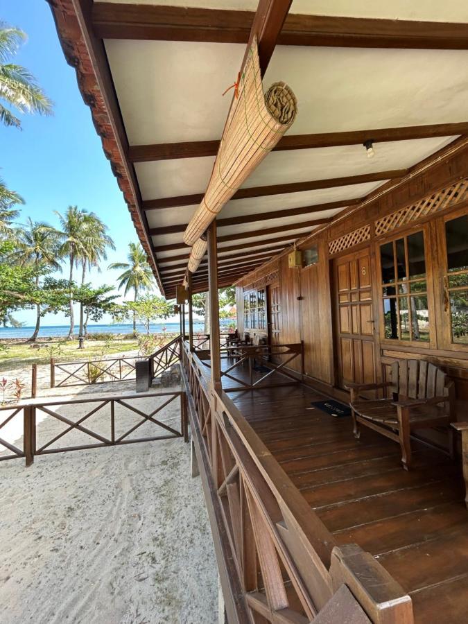 Dewa Daru Resort Karimunjawa-Inseln Exterior foto