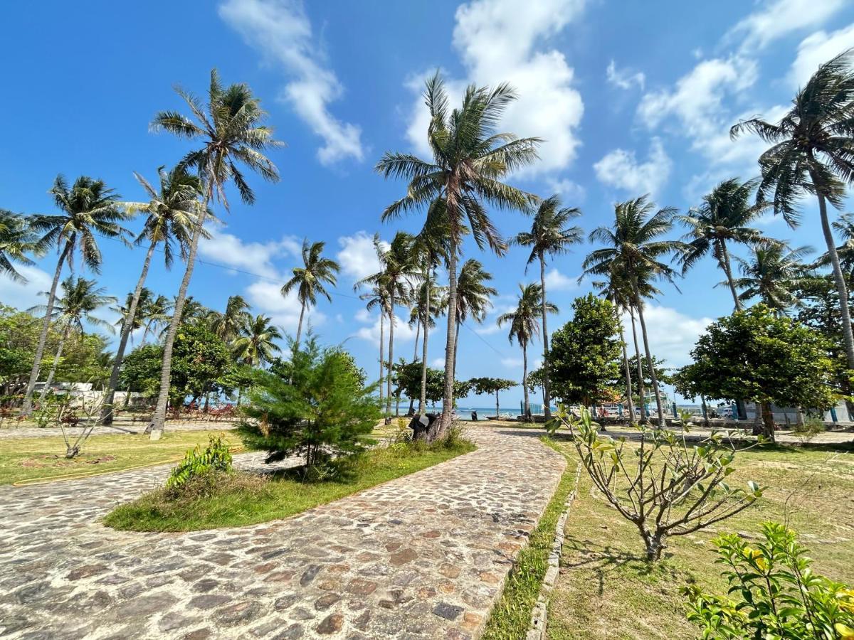 Dewa Daru Resort Karimunjawa-Inseln Exterior foto